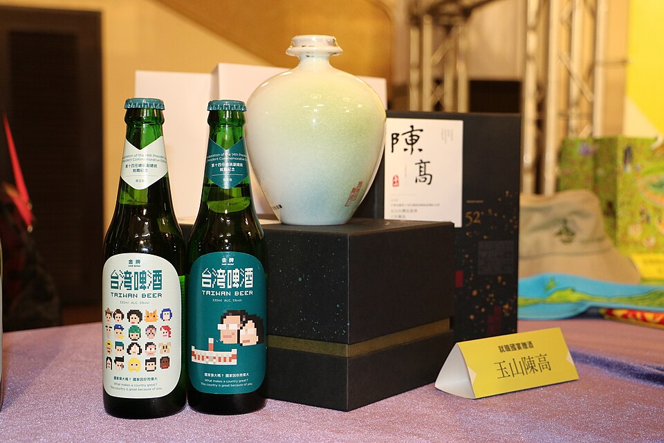 玉山高粱酒